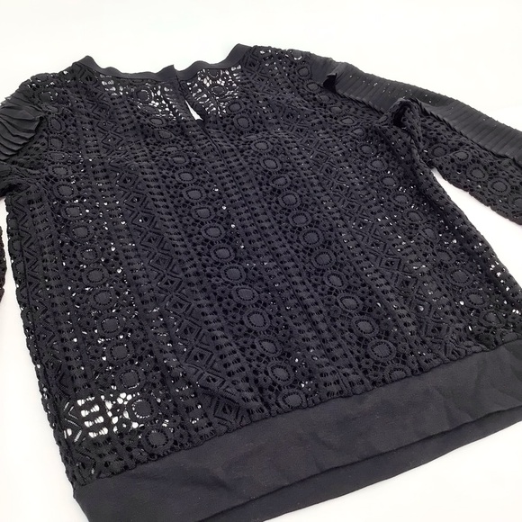 Express Black Eyelet Lace Long Sleeve Blouse Size Small - Picture 8 of 11